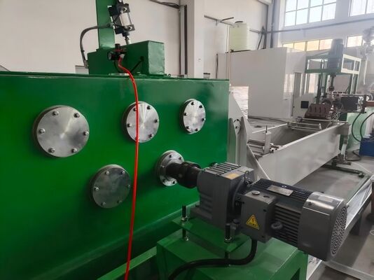 ระบบการเปลี่ยนความเร็วอย่างรวดเร็ว PP Strapping Band Making Machine สําหรับการจัดตั้งการผลิต PP ที่ยืดหยุ่น