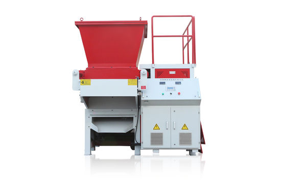 30 HP แรงม้า เครื่องบดหมุนเดียว 380v 50hz สําหรับพัลเล็ต
