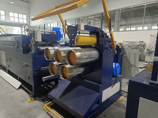 ปั๊มวัดปริมาณคู่ที่ช่วยให้การไหลของวัสดุหลอมเหลวคงที่และคุณภาพผลิตภัณฑ์สม่ำเสมอ